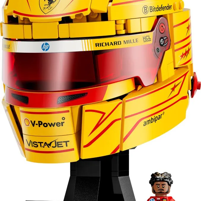 Scuderia Ferrari HP Lewis Hamilton Helmet