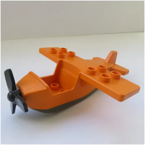 Duplo Airplane, High Small Wings, with Black Underside and Yellow Propeller