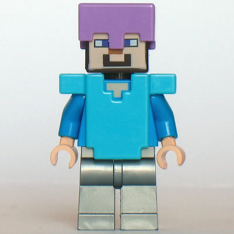 Steve in Medium Lavender Helmet, Medium Azure Armor, and Flat Silver Legs