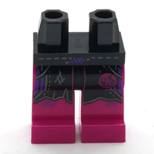 Hips and Magenta Legs with Silber/Dark Purple Belt, Black Shorts print