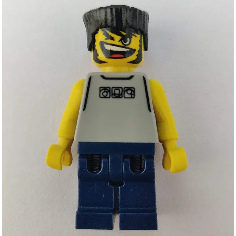 Basketball Player, Light Gray Torso and Dark Blue Legs, Black Flat Top Hair