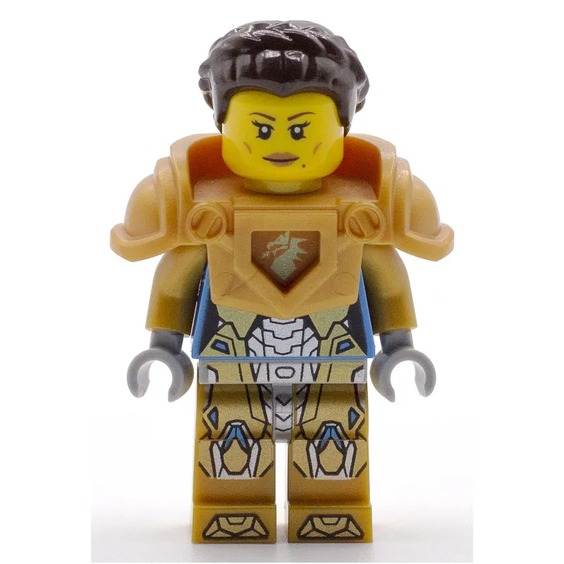 Queen Halbert with Shoulder Armor