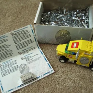 LEGO Truck [Toy Fair 1998 25th Anniversary Edition]