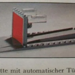 Garage Plate and Door (Gray Base and Door Frame)