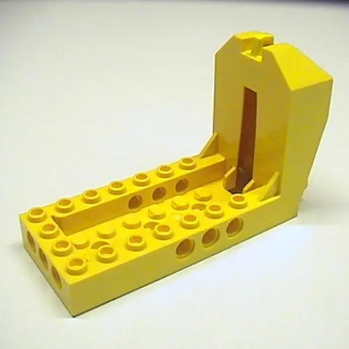Cockpit 10 x 4 x 5 with Technic Holes