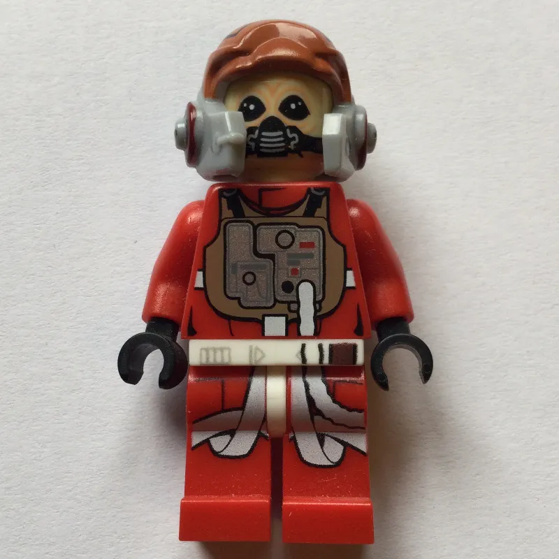 Ten Numb, Red Outfit