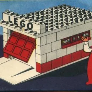 Garage with Automatic Door (White base and door frame)