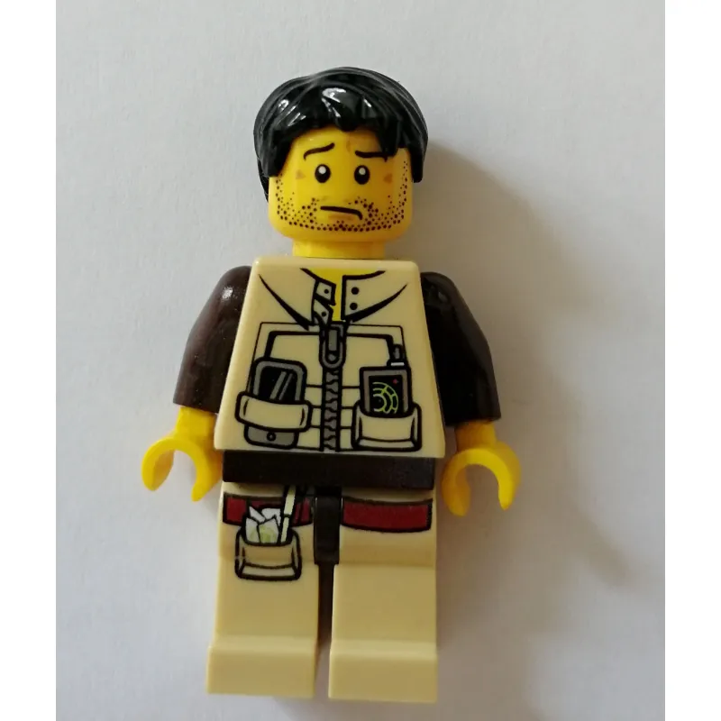 Hero with Jacket with Zipper