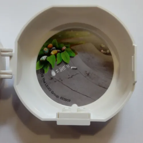 Pod, Round, Half, Back with 1 x 2 Plate White with Easter Eggs Sticker