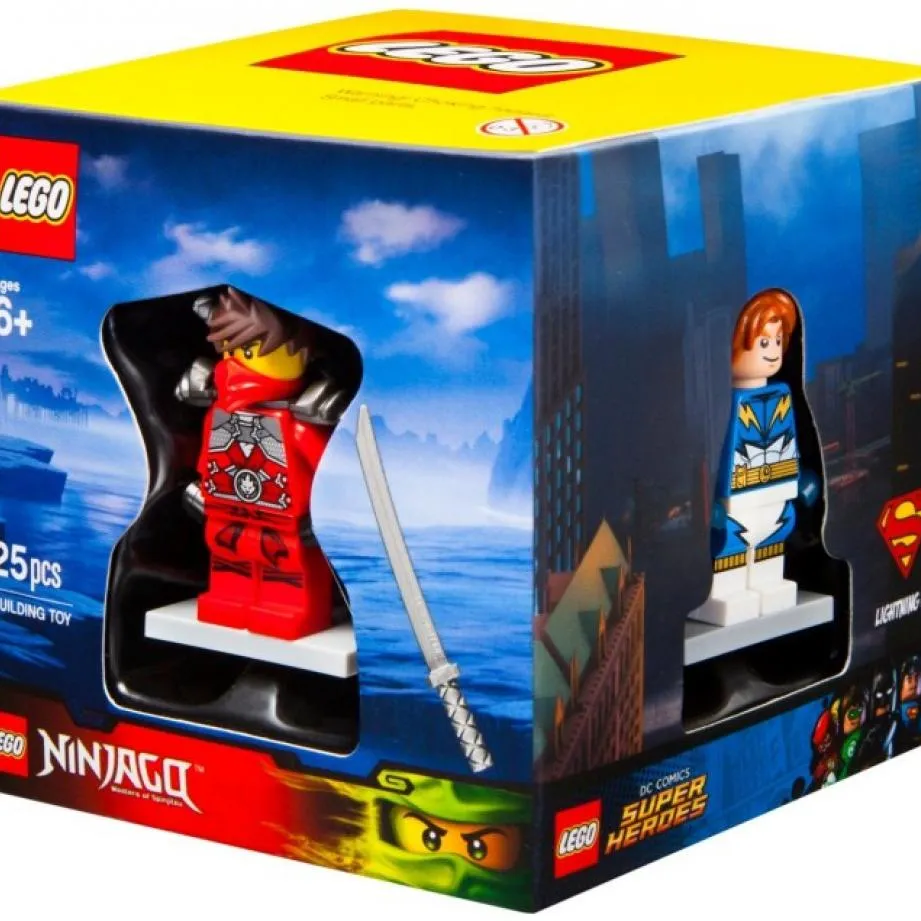 Target Minifigure Gift Set