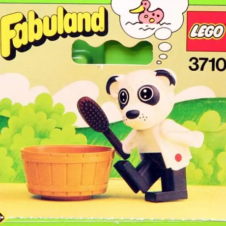 Peter Panda Takes a Bath