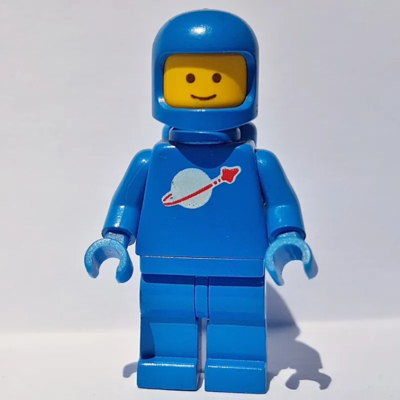 Classic Spaceman, Blue with Airtanks (3842a Helmet)