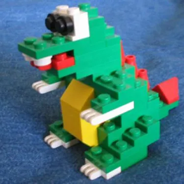 Dragon Sculpture (Legoland California)