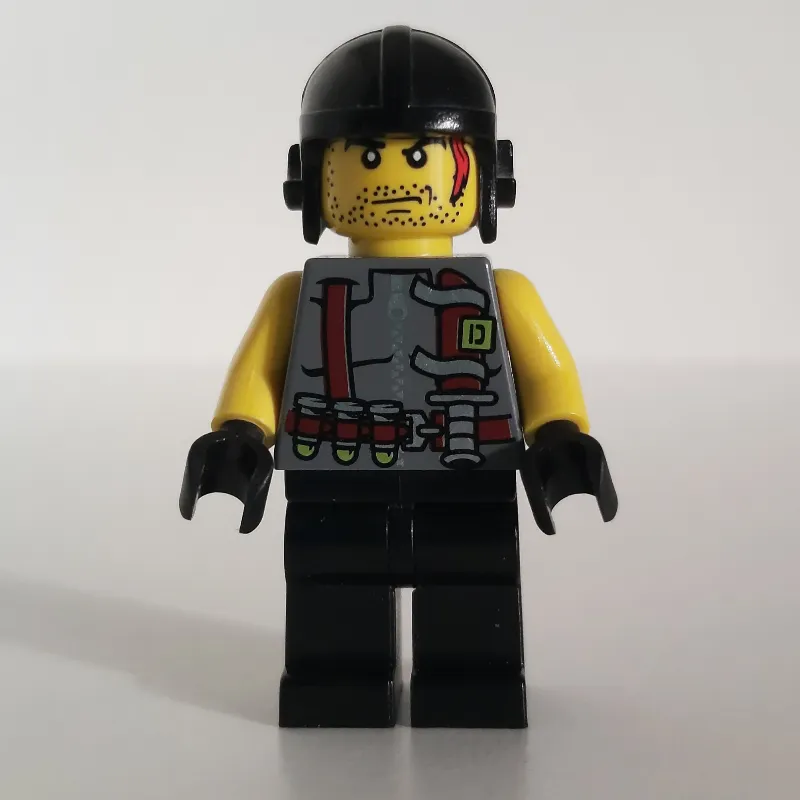 Digger with Knife on Vest