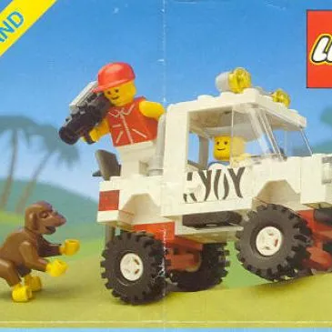 Safari Off-Road Vehicle
