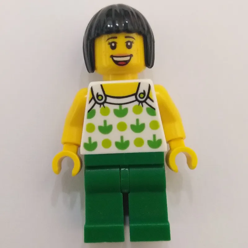 White Torso, Green Legs, Black Hair