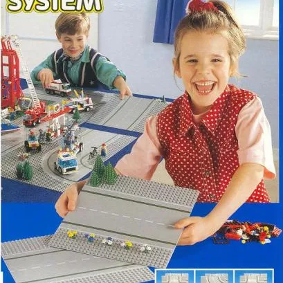 Straight Road Plates