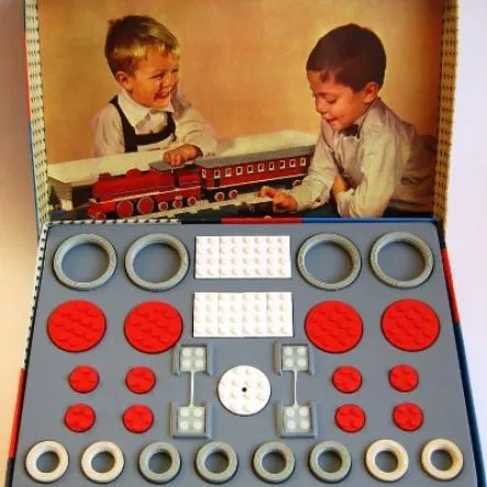 Large & Small Wheels & Turn-Table