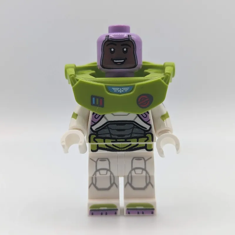 Izzy Hawthorne - Star Command Suit