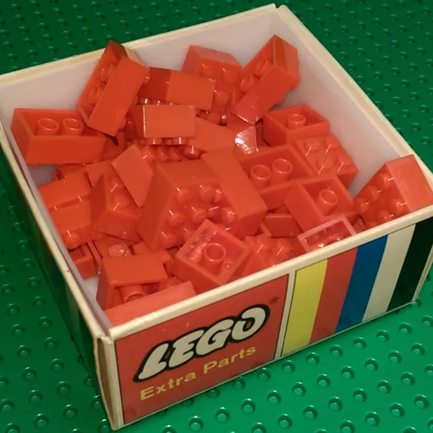 Assorted Basic Bricks - Red