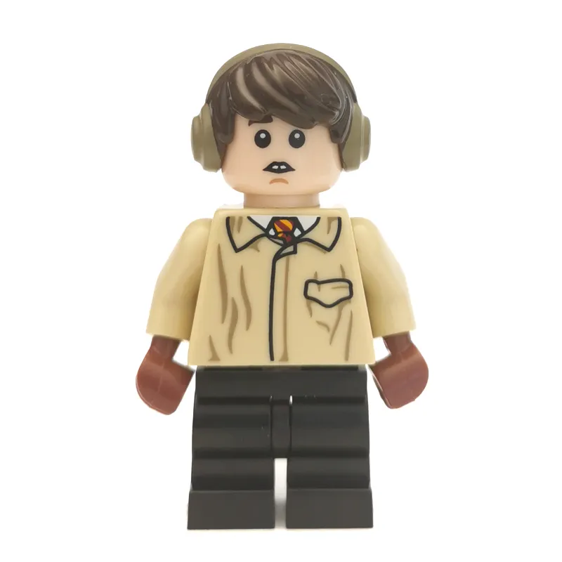 Neville Longbottom, Tan Shirt, Headphones, Medium Legs (CMF)