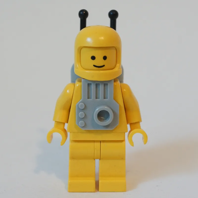 Classic Spaceman, Yellow with Jetpack (3842b Helmet)