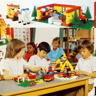 Basic School Pack - 773 elements with teacher's manual