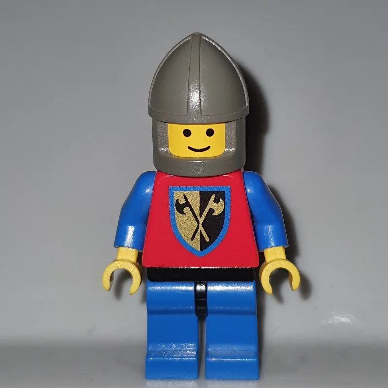 Knight (Crusader Axe) - Blue Legs, Chin-Guard