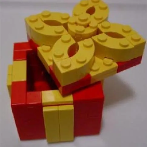 Holiday Gift Box (Red Box, Yellow Trim With Removable Top) (Legoland California)