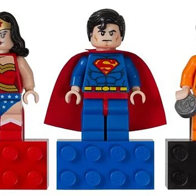 Super Heroes Magnet Set