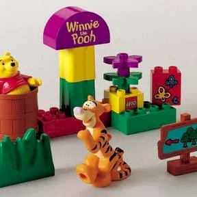 Pooh and Tigger Play Hide and Seek