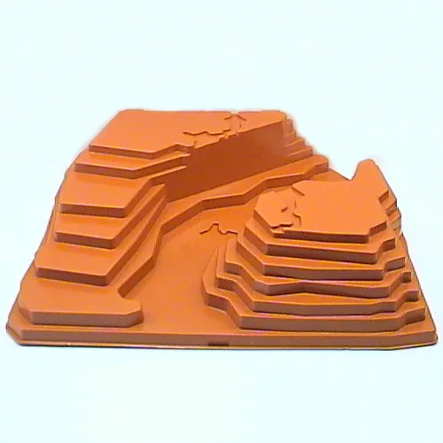 Baseplate Raised 32 x 42 Canyon Stepped No Studs [6589]