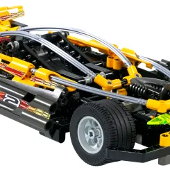 Street 'n' Mud Racer