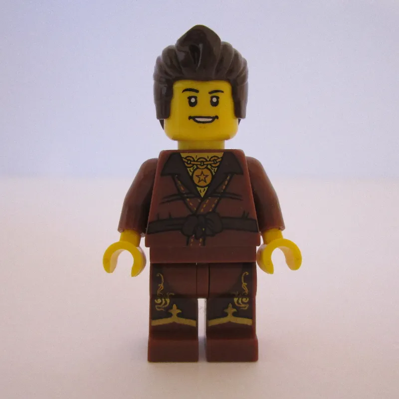 Dareth with Gold Decorations on Legs