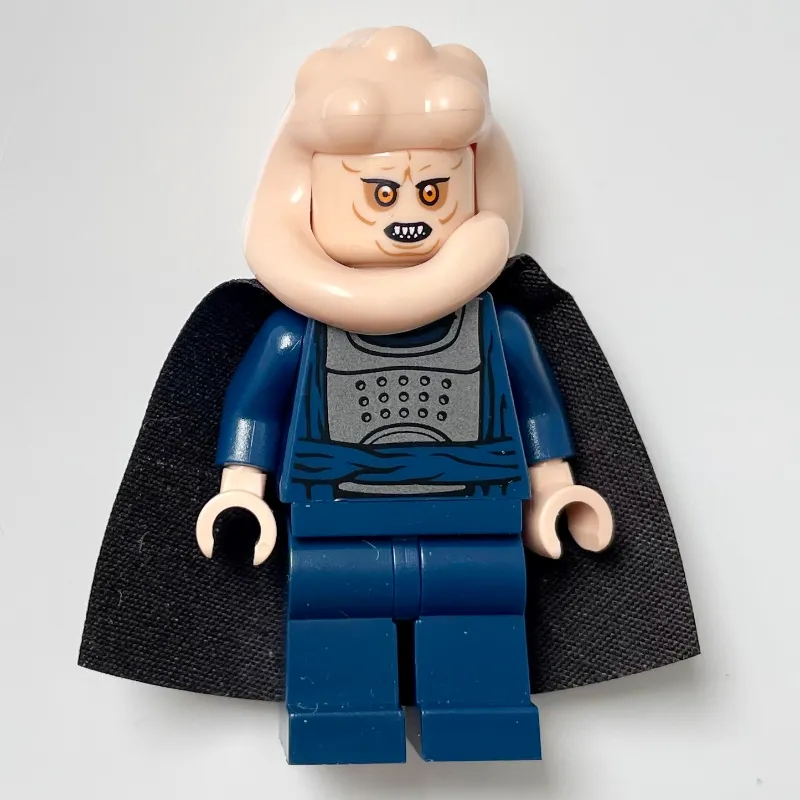 Bib Fortuna, Clenched Teeth, Cape
