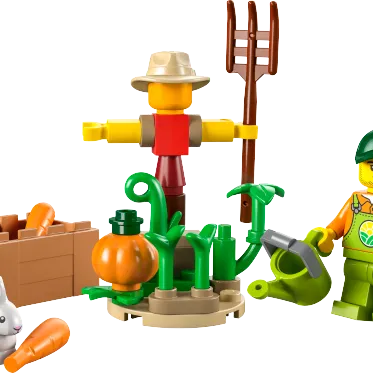 Farm Garden & Scarecrow