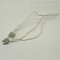 Wire with Light Gray 2-Prong Connectors, 4.5V, Type 1 Connectors, 96L