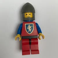 Knight (Crusader Lion) - Red Legs, Plastic Cape