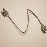 Wire with 2-Prong Connectors, 12V / 4.5V 28L