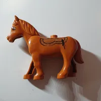Duplo Animal Horse with One Stud and Moveable Head, Eyes and Saddle Print
