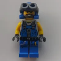 Duke, Blue with Yellow Arms, Goggles