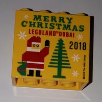 Brick 2 x 4 x 3 with 'LEGOLAND DUBAI MERRY CHRISTMAS 2018' Print